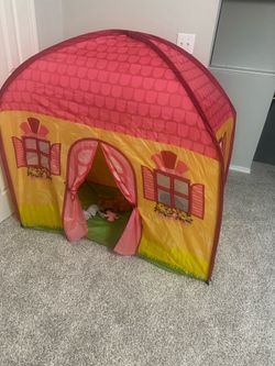 tent fair condition kids play