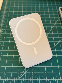Belkin MagSafe Phone Holder for Car