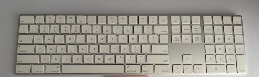Apple Magic Keyboard with Numeric Keypad - Wireless - Lightning