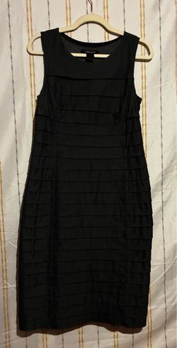 Ellen Tracy Black Tiered Sleeveless Dress