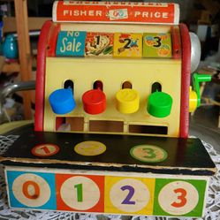 1960s FISHER-PRICE CASH REGISTER