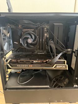Gaming desktop (SPECS BELOW)