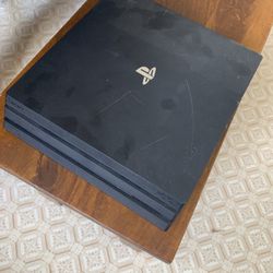 PS4 Pro Black Edition