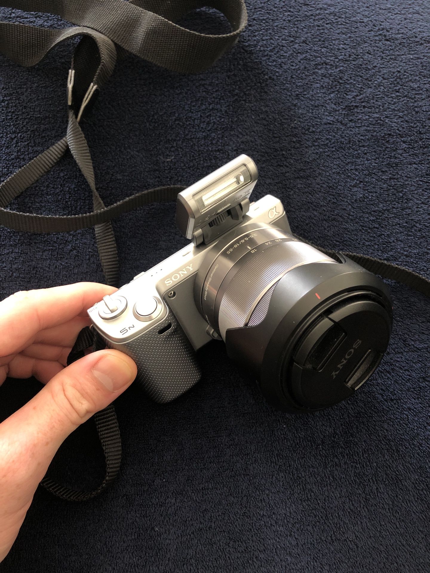 Sony nex 5n digital slr camera with Detachable lens
