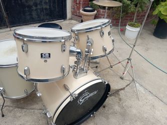 Cb drums set available