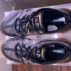 Nike Air Vapormax Black Metallic Gold Size 13