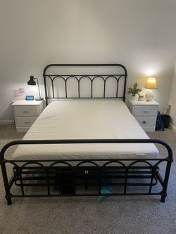 Queen Mattress & Nightstands