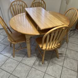 Solid wood kitchen table with extension