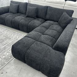 ELEGANT SECTIONAL 