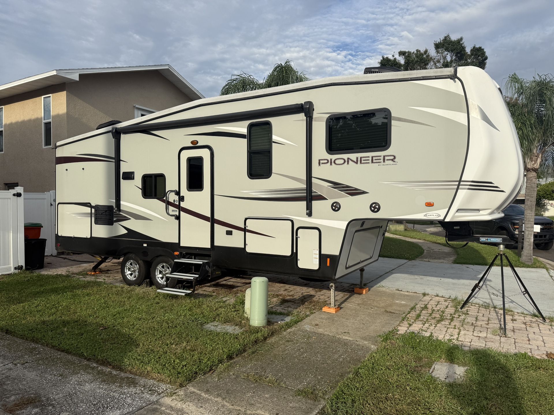 2017 Heartland Pioneer PI251