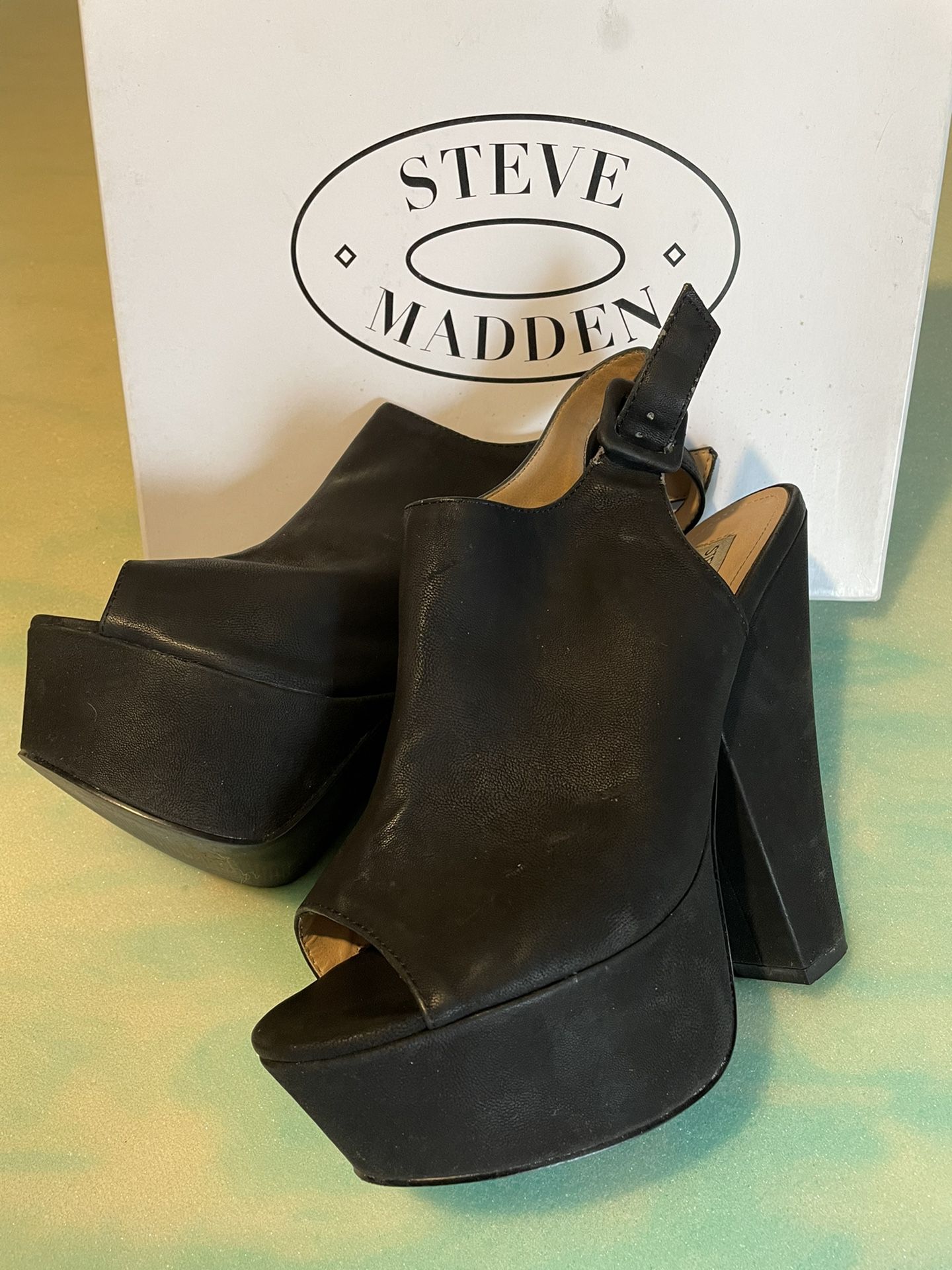 Gabby Black STEVE MADDEN Heels Size 9.5🖤🖤🖤