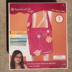 American Girl Crafts Fun Fabric Bag – Sew & Decorate Kit (72 Pieces)
