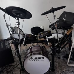 Alesis Strata Prime Electronic Drum Kit