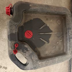 Oil change drain pan