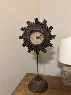 Sunburst Pedestal Desk Clock