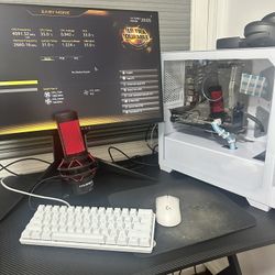 Full Gaming Setup – PC, Monitor, Desk, Chair, Keyboard, Mouse, Mic