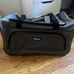 NWT Duffle Bag/Luggage Roller with handles
