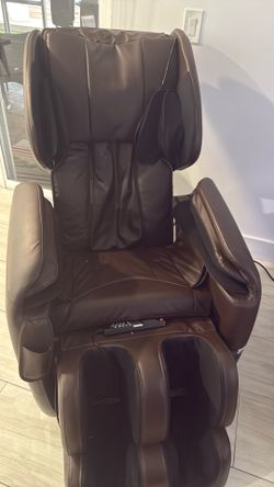 Massage chair excellent condition