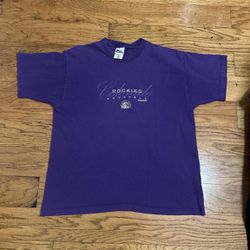 Vintage 1996 Colorado Rockies Shirt!