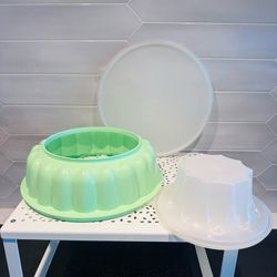 Vintage Tupperware Jello Mold/Ice Ring jadeite green 3 Pieces
