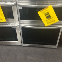 Oven With A Microwave