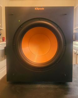 KLIPSCH 10" 300w Powered Subwoofer