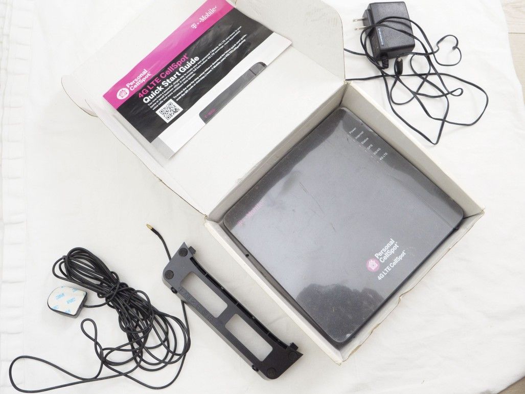 T-MOBILE 4G LTE PERSONAL CELLSPOT 9961 HOME CELL V1 See Pics