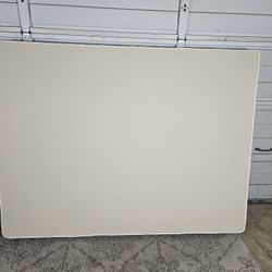 Queen Size Box Spring, Good Conditions 👍 