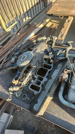 Chevy 454 fuel injection system$150