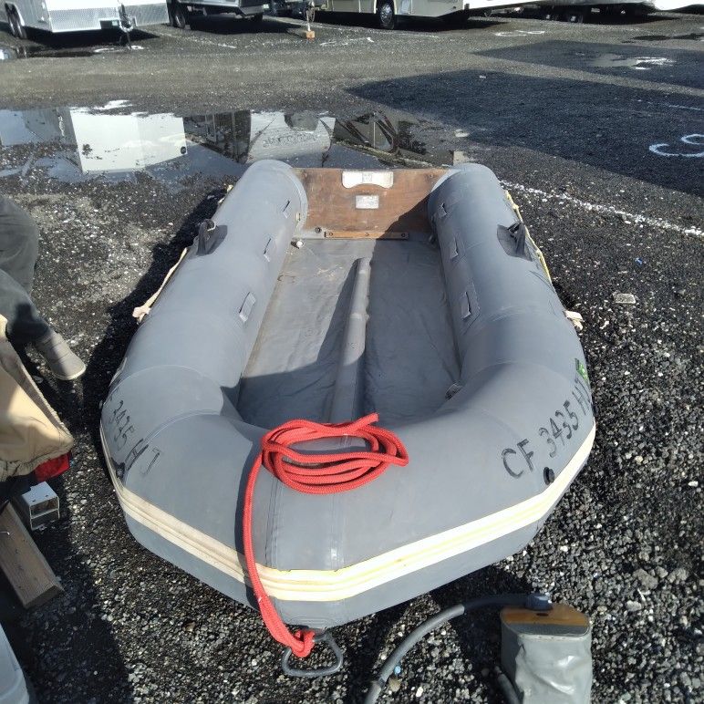 10 FT. AVON inflatable