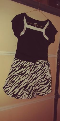 Girls dress size 10/12