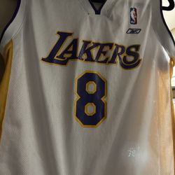 Kobe Bryant Vintage Reebok Jersey Collectible Boys Sz Medium