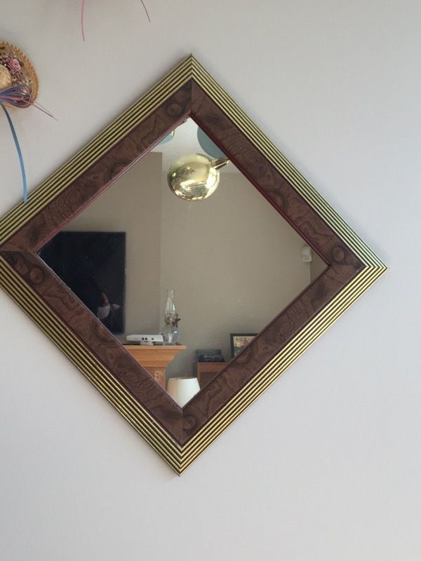 Home Interiors Mirror - 13" x 13" Ex Condition