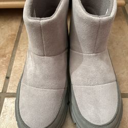 Sorel Explorer III Joan Waterproof Slip-On Boot (Sz. 7 Women)