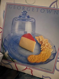 Glass Cheese Plate w/Dome