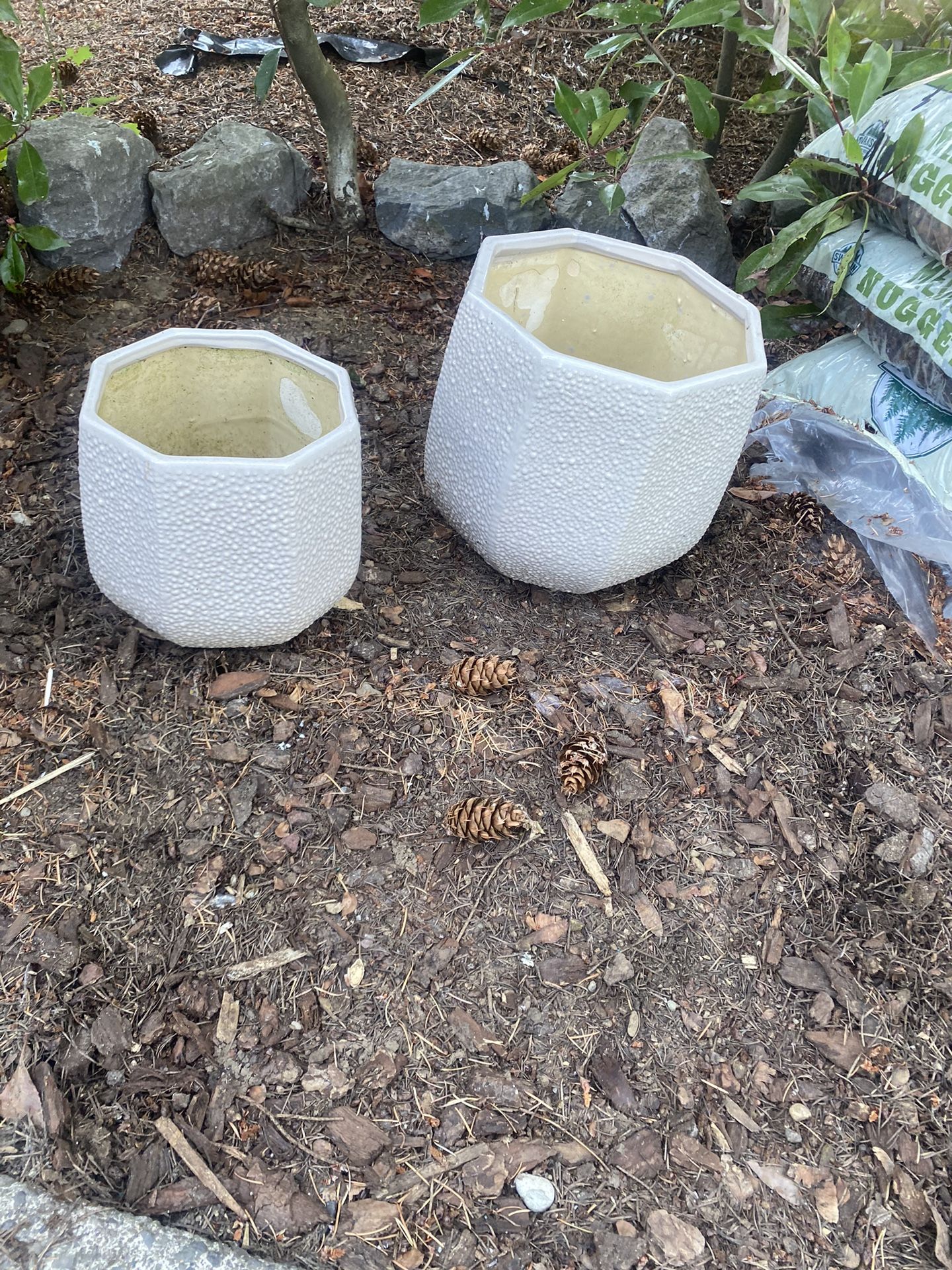 Ceramic pots no drain holes