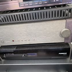 Krell. Kav-500i Amplifies