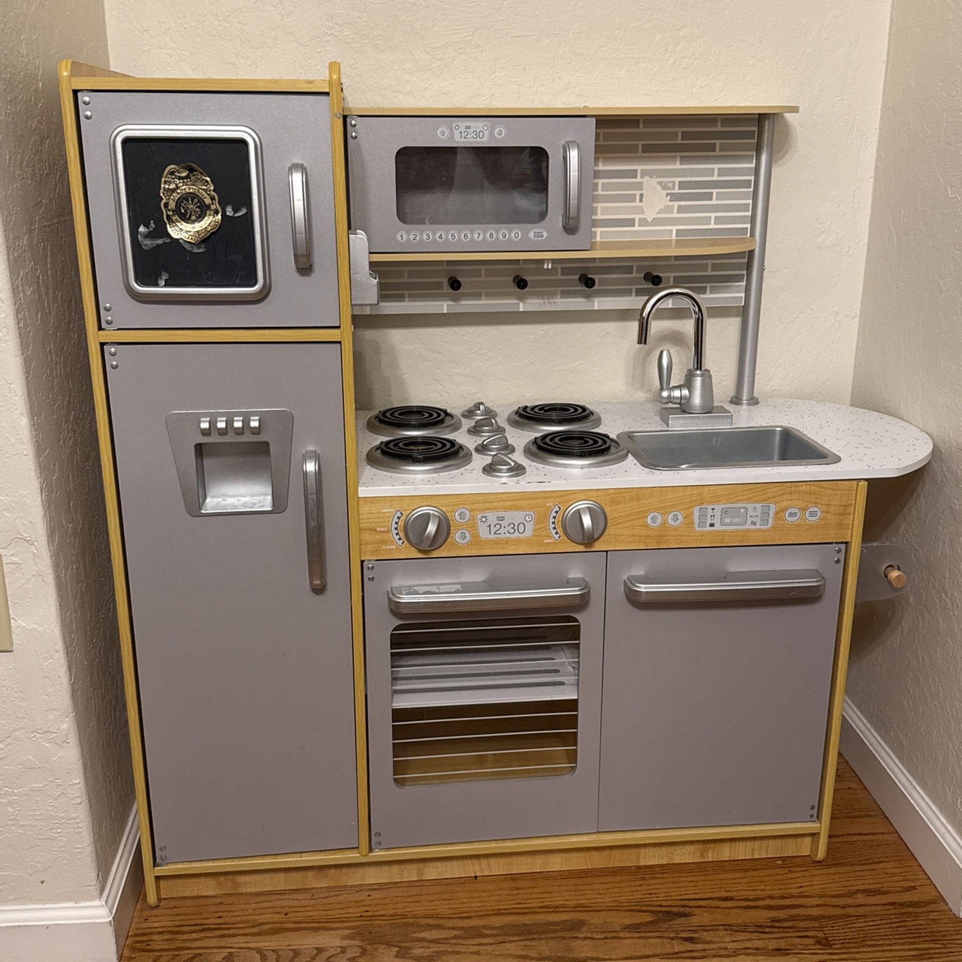 KidKraft Uptown Natural Wooden Play Kitchen