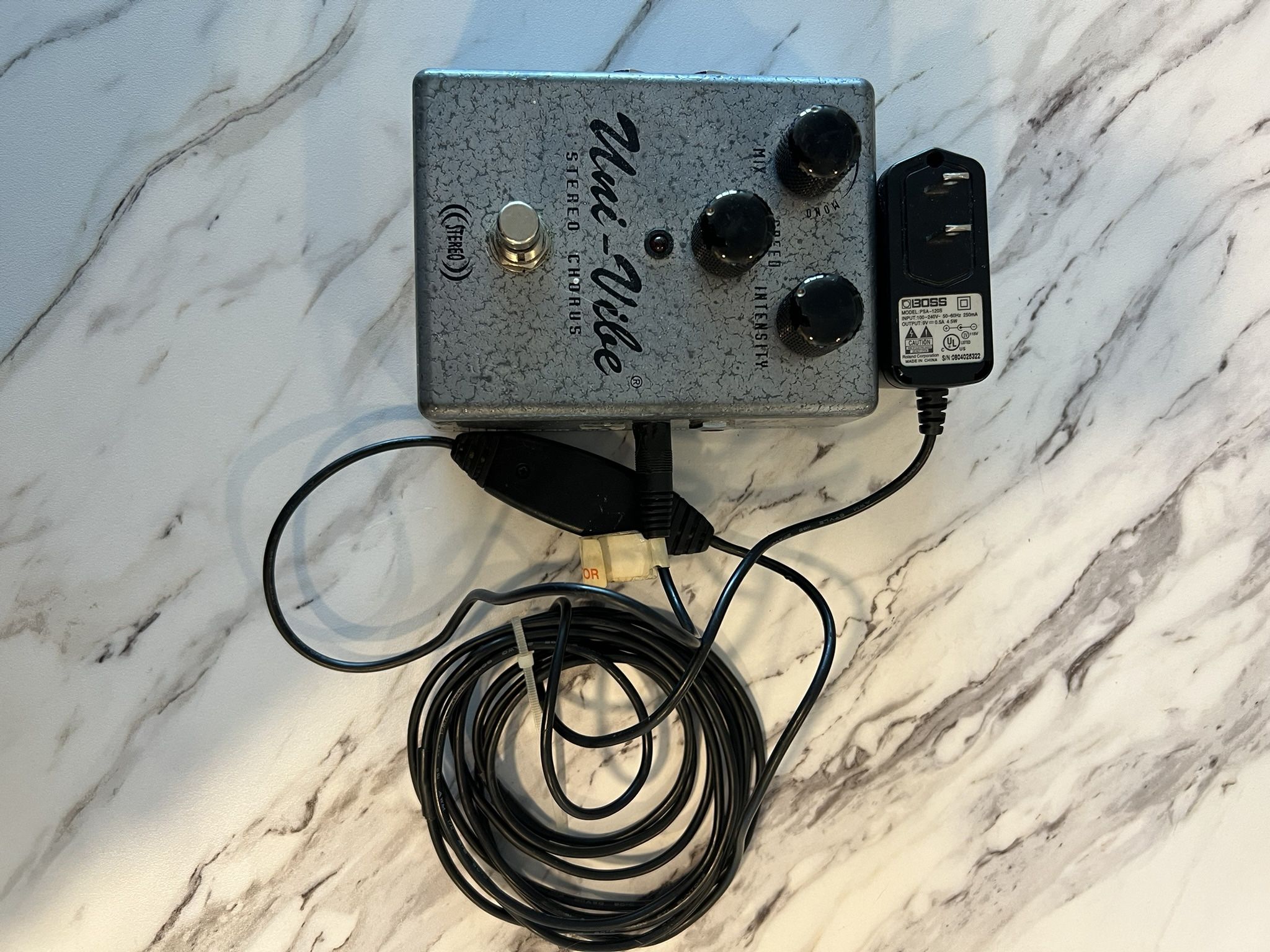 Dunlop Vintage UNI-Vibe Stereo Chorus Effect Pedal