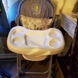 Baby Trend Toddler High Chair