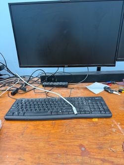24” onn hdmi and 20” dell hdmi
