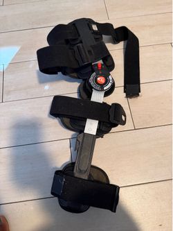 Post Op Knee Brace