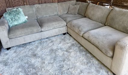 Sectional sofa GRAY ; smoke-free, pet-free, very clean, and very lightly used. $166