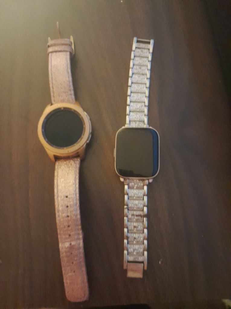 Apple Watch, Galaxy Watch