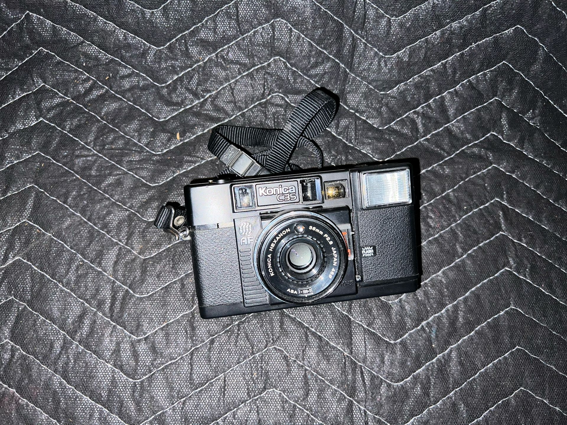 Konica C35 AF (for Parts)
