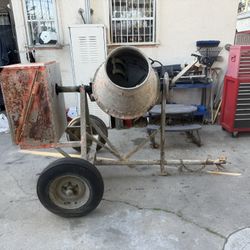 Mixer Canoga De Gasolina ⛽️ Motor Honda Barato Prende Y Se Apaga Así Como Está 