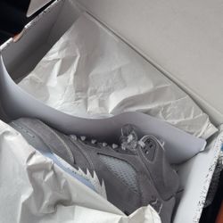 Wolf Grey 5 8.5