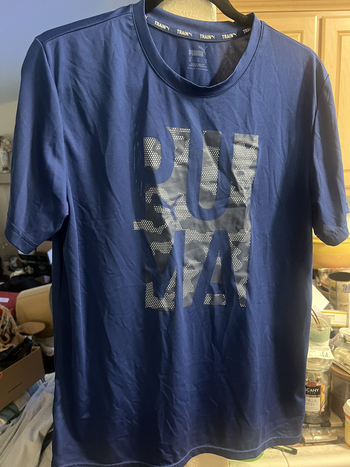 Men’s workout shirt