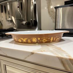 Vintage Pyrex Early American Divided Dish