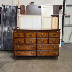 Chest of drawers